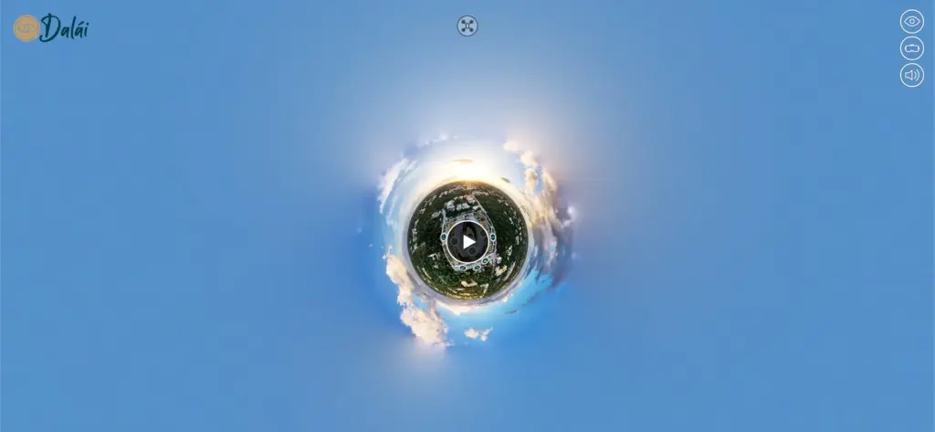 Tour Virtual. Dalai in Tulum , Quintan Roo, México. Development pre-sale by The Coral Properties. Logo over green plants.
